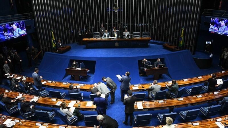 Senado vai votar na terça (6) a PEC que acaba com a escala 6×1