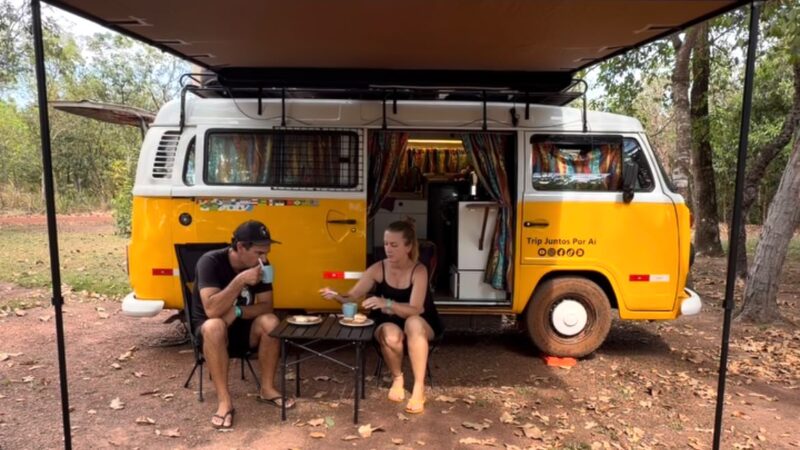 Casal viajante de Kombi se despede de Mato Grosso após semanas de passeios por pontos turísticos